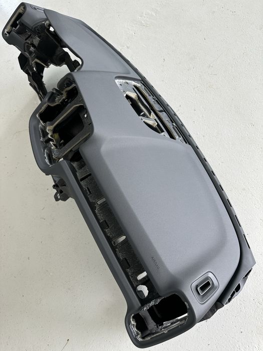 Reparam planse bord auto