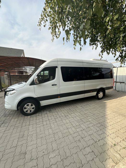 Пассажирские перевозки, аренда с водителем Тойтоа хайс и Спринтер VIP