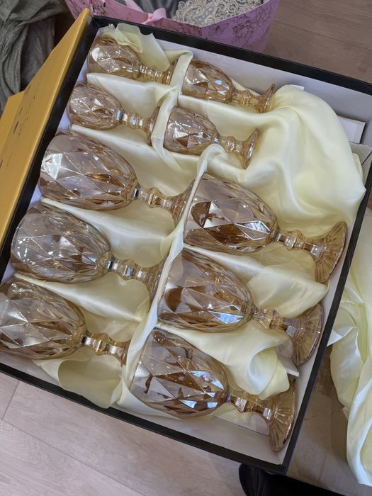 Сервиз золото……………….