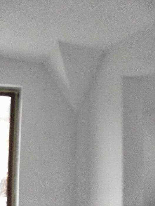 Executam orice fel de lucrări de interior și exterior.