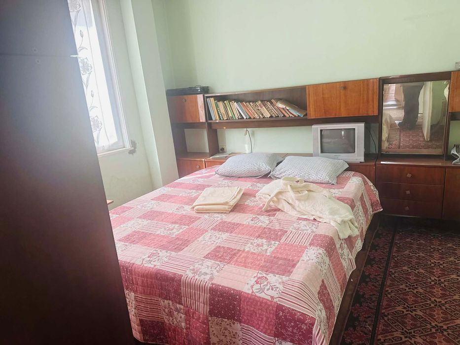 Продава се Многостаен апартамент в Ловеч, Център - 120 кв.м за 676 €/кв.м - Снимка #6