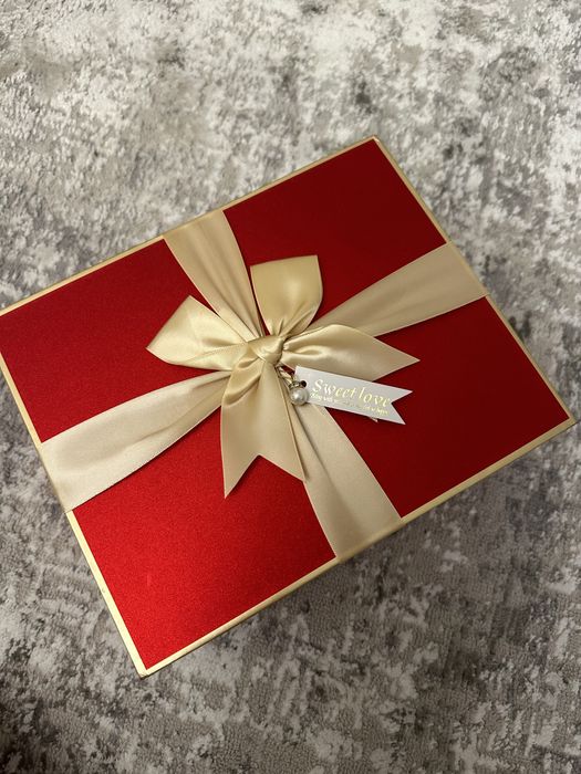 Подарочные коробки