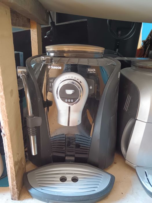 кафе машини Saeco