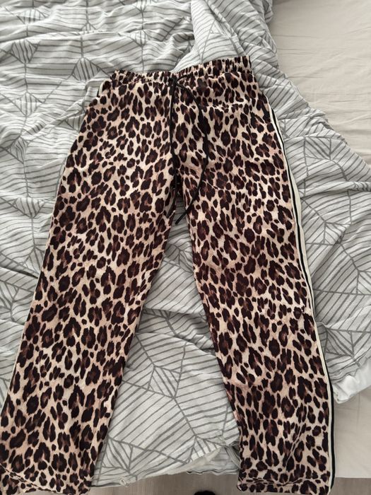 Pantaloni leopard