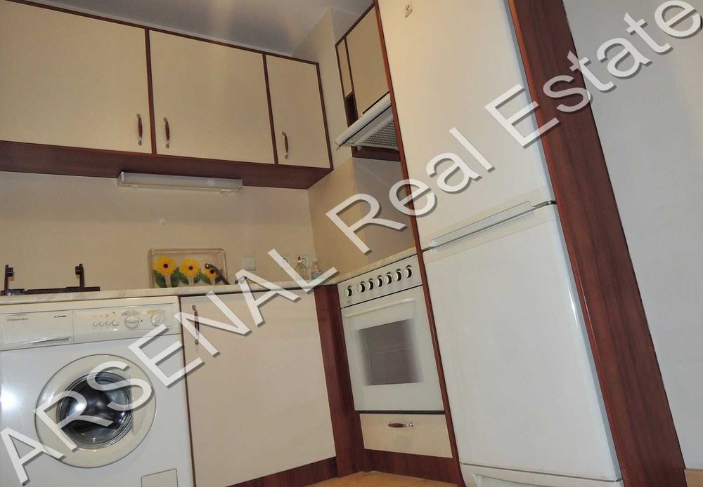 Дава се под наем Двустаен апартамент в София, Център - 95 кв.м за 600 € - Снимка #1