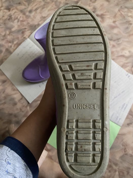 Резиновые ботинки