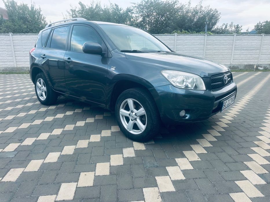 Toyota RAV4 Toyota Rav 4 cu 4x4 , climatronic , jante aliaj , geamuri electrice