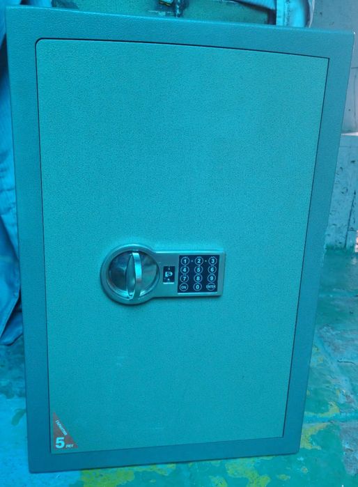 Огнеупорный сейф Valberg