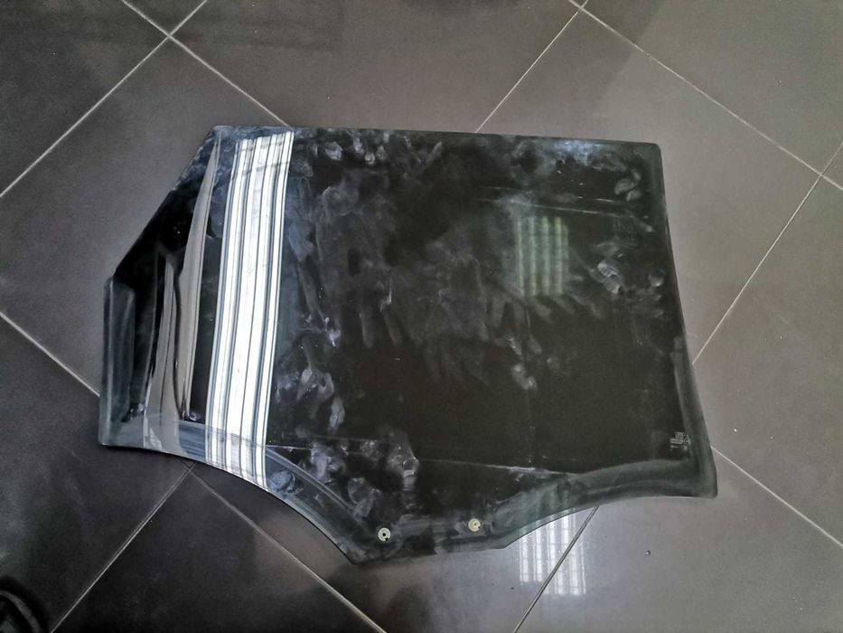 Оригинални Стъкло за Задна Лява Врата Audi A6 C7 4G