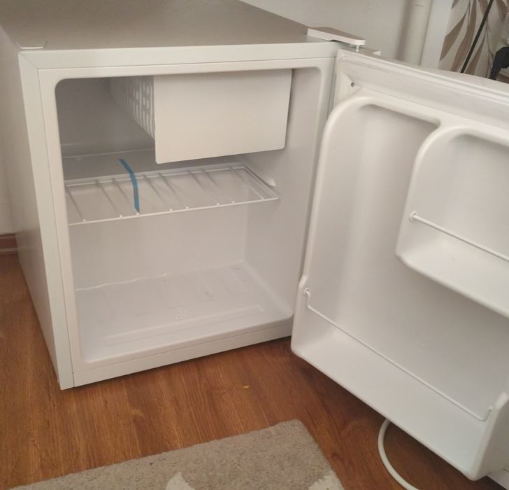 Frigider Samus minibar nou