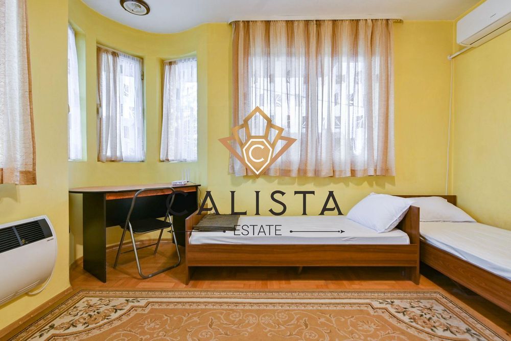 Дава се под наем Етаж от къща в София, Модерно предградие - 300 кв.м за 699 € - Снимка #6