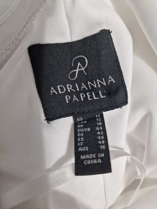 Маркова рокля с един ръкав XL