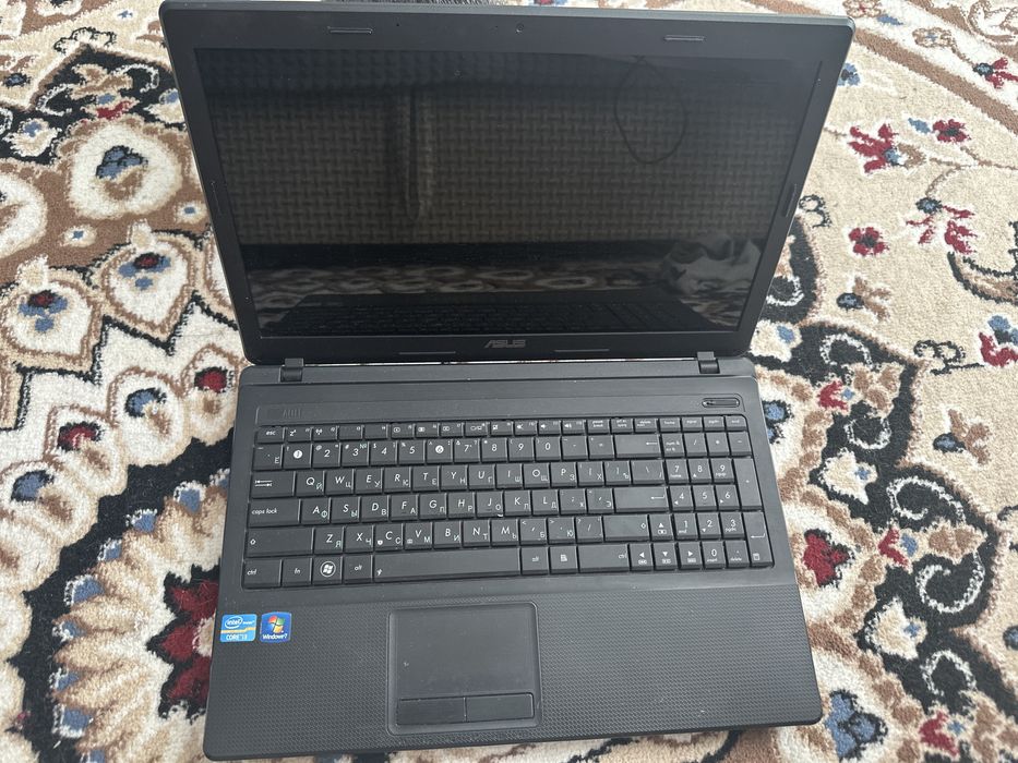 Продам ноутбук ASUS X54C.