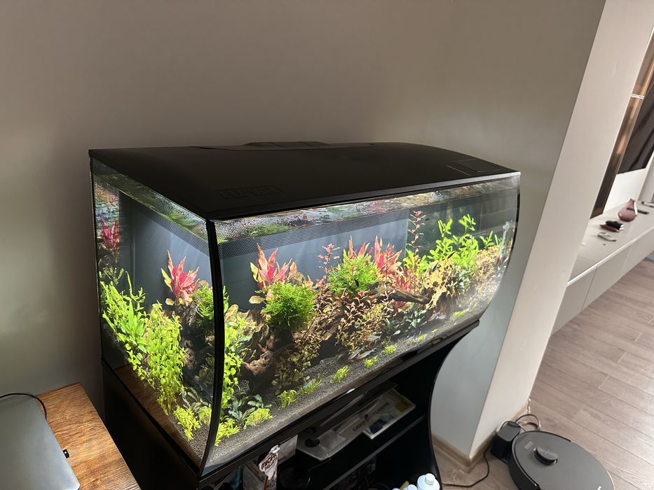 Fluval Flex 123  нов на 2 месеца , 3 години гаранция