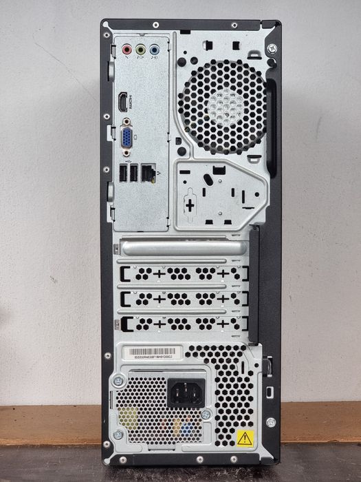 Геймърски Компютър/Ryzen 5 2400G/12GB RAM/M.2-256GB/RADEON Vega 11 4GB