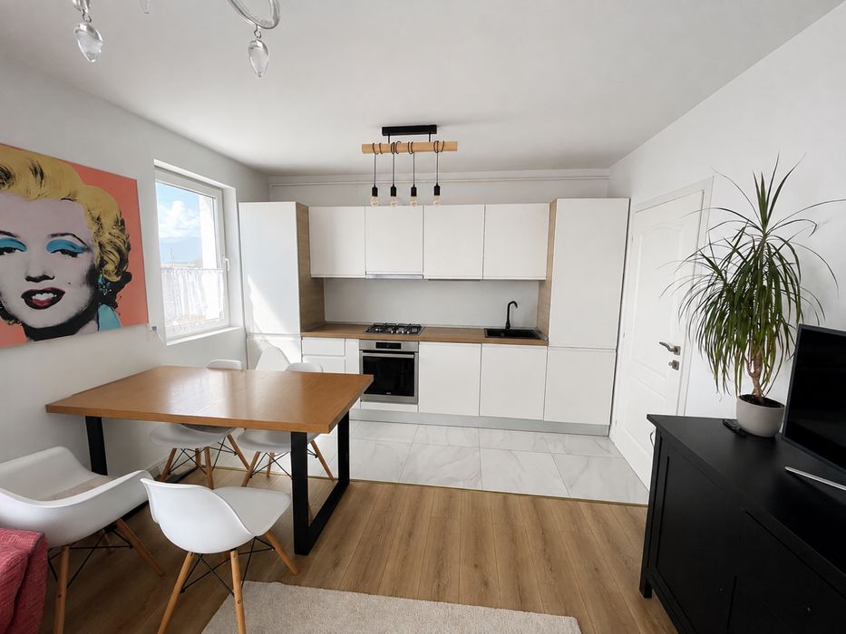 APARTAMENT 3 CAMERE DE VÂNZARE – Rasnov, Brasov | Proprietar
