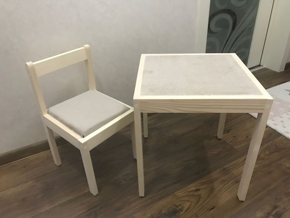 Нови! Детска маса с едно столче