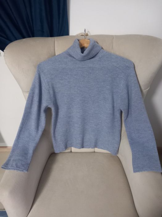 Pulover pe gat baby blue cu lână potrivit pentru XS Zara