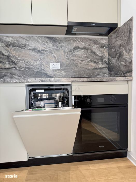 Studio Dublu mobilat si utilat complet in One Lake Club