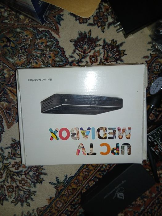 Vând 2 modem-uri,ruter bune