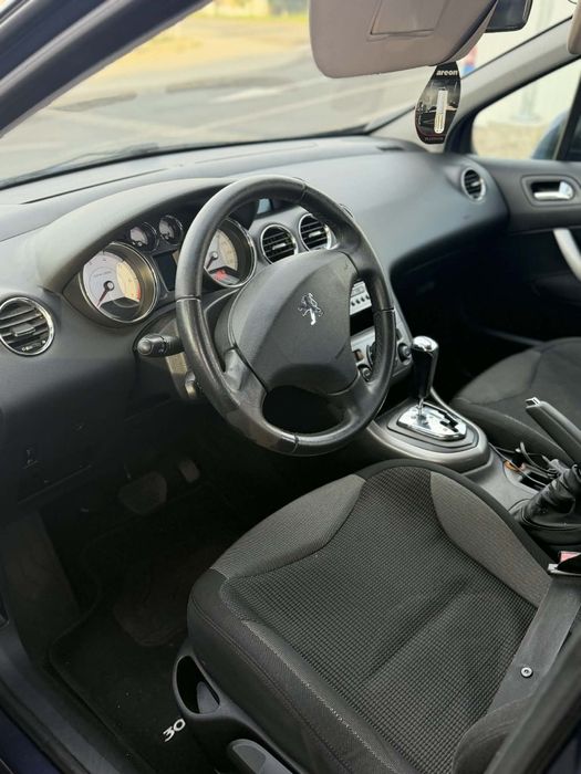 Vând Peugeot 308 automat  1.6 benzina 2009