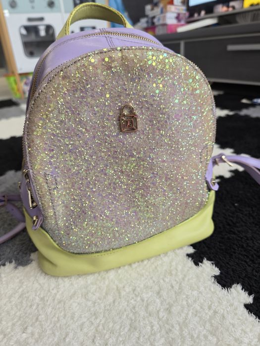 Раница PATRIZIA PEPE естествена кожа