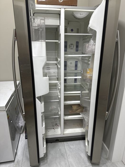 Продам холодильник