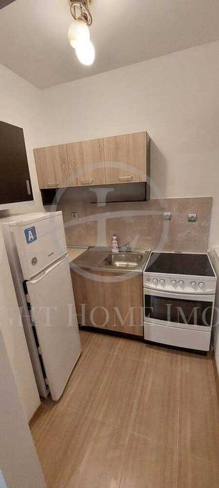 Продава се Едностаен апартамент в Пловдив, Тракия - 36 кв.м за 2250 €/кв.м - Снимка #2
