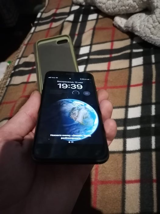 обмен iphone 8 64Gb