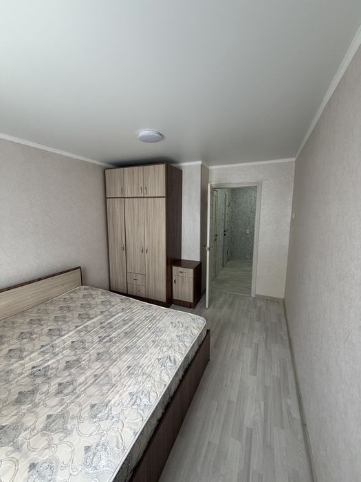 Сдам 2 ком.кв район 8 школы