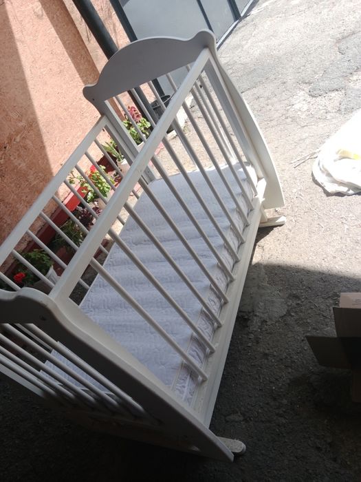 Продам манежку в хорошем состоянии