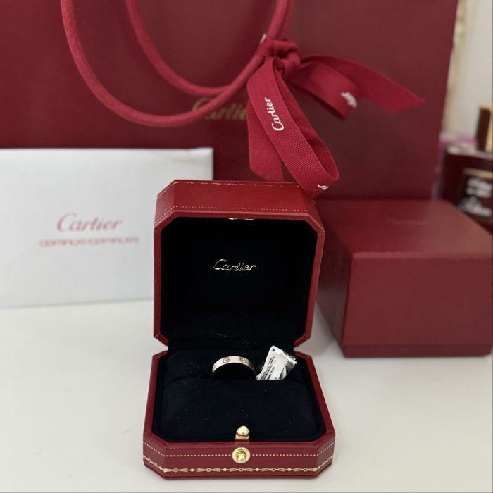 Cartier Love кольцо картье
