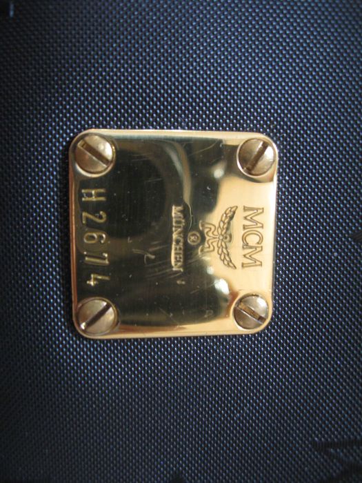 MCM handmade design by Michael Cromer оригинална дамска мини чанта