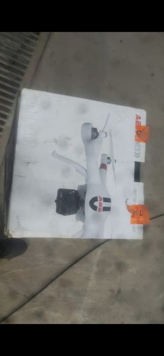 Дрон Квадрокоптер