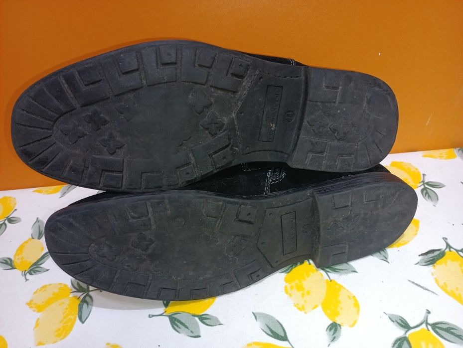 Tom Tailor N 44 кожени - 22 лв