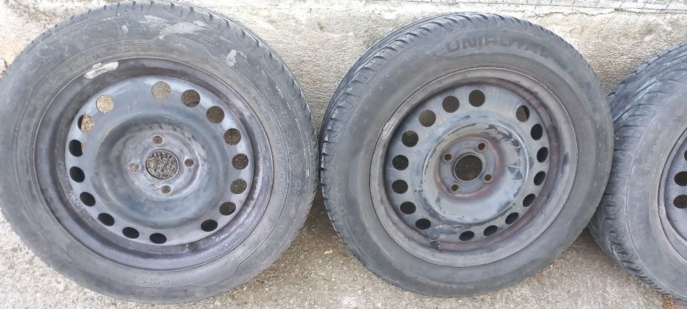 4х100 Джанти 15 за Опел и 185 60 15 Унироял