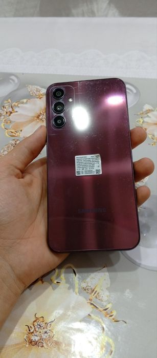 Samsung A 24  128 GB xotira