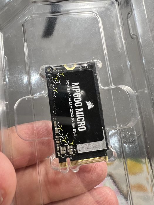 SSD 1GB 2242 Corsair MP600