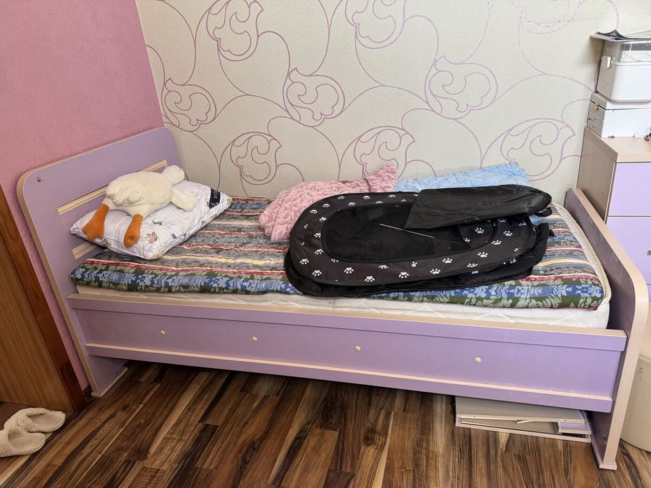 Продается спальни б/у