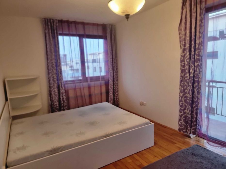 Apartament cu 3 camere