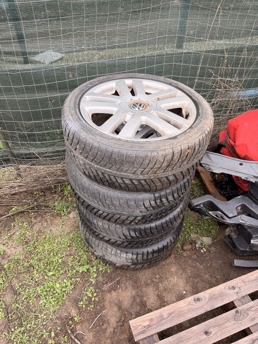 Jante jenti geante vw passat b6 golf 5 touran skoda 205/50 R17 iarna