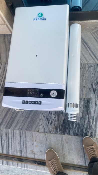 Planas Котел газовый,настенный.