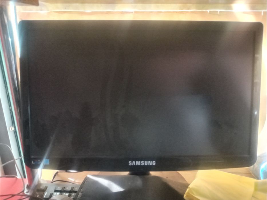 Kampyuter ekran SAMSUNG