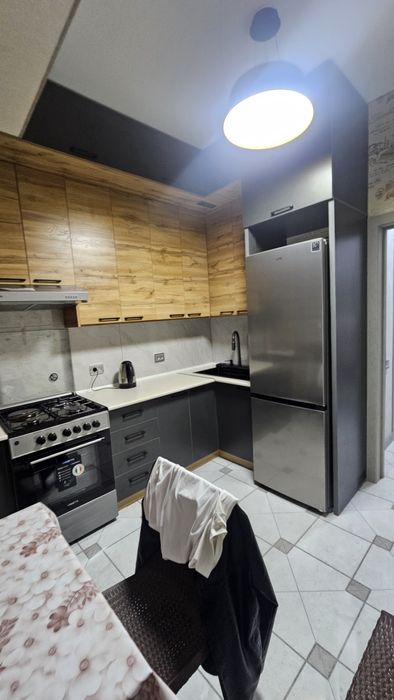 Сергели аренда 2 ком 4 этаж новый ремонт