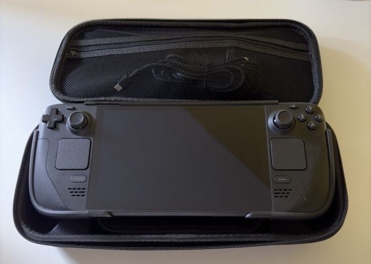 Consola Steam plus jocuri
