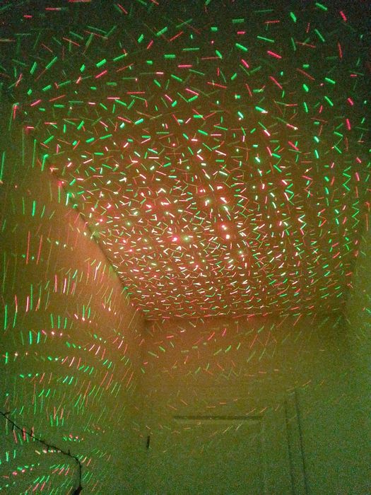 Vand videoproiector nou nout cu luminițe