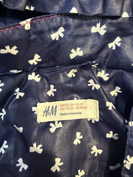 Продам детскую ветровку