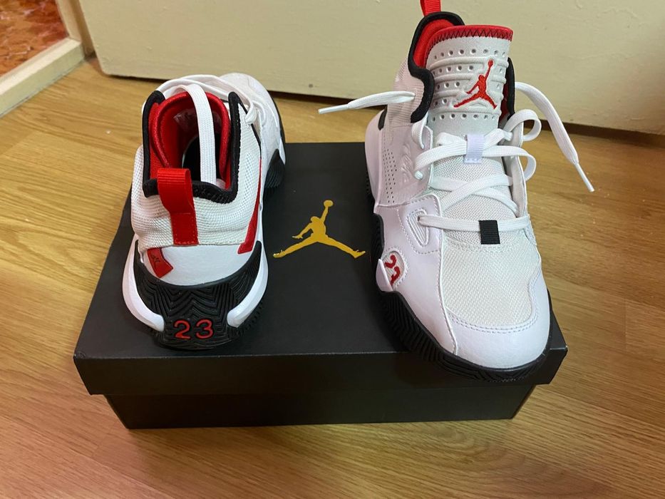 Papuci Jordan STAY LOYAL(GS)