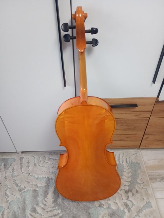 Violoncel 3/4 aproape nou