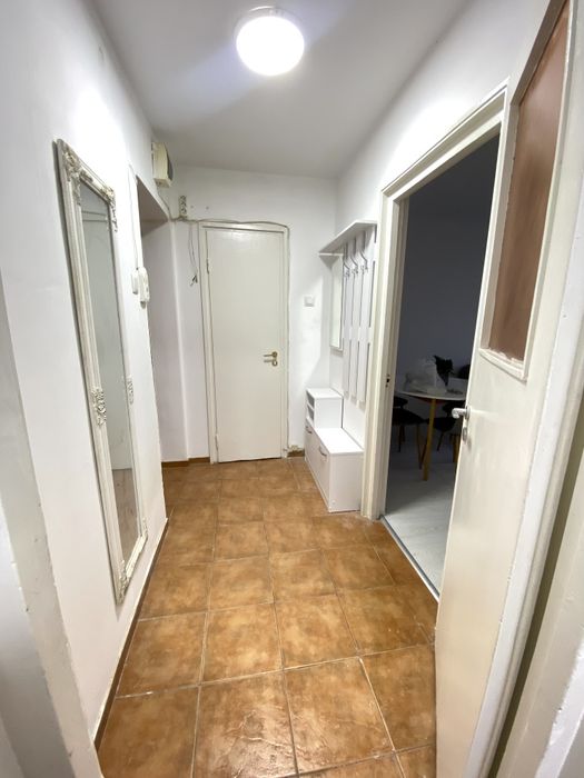 Închiriez apartament 2 camere